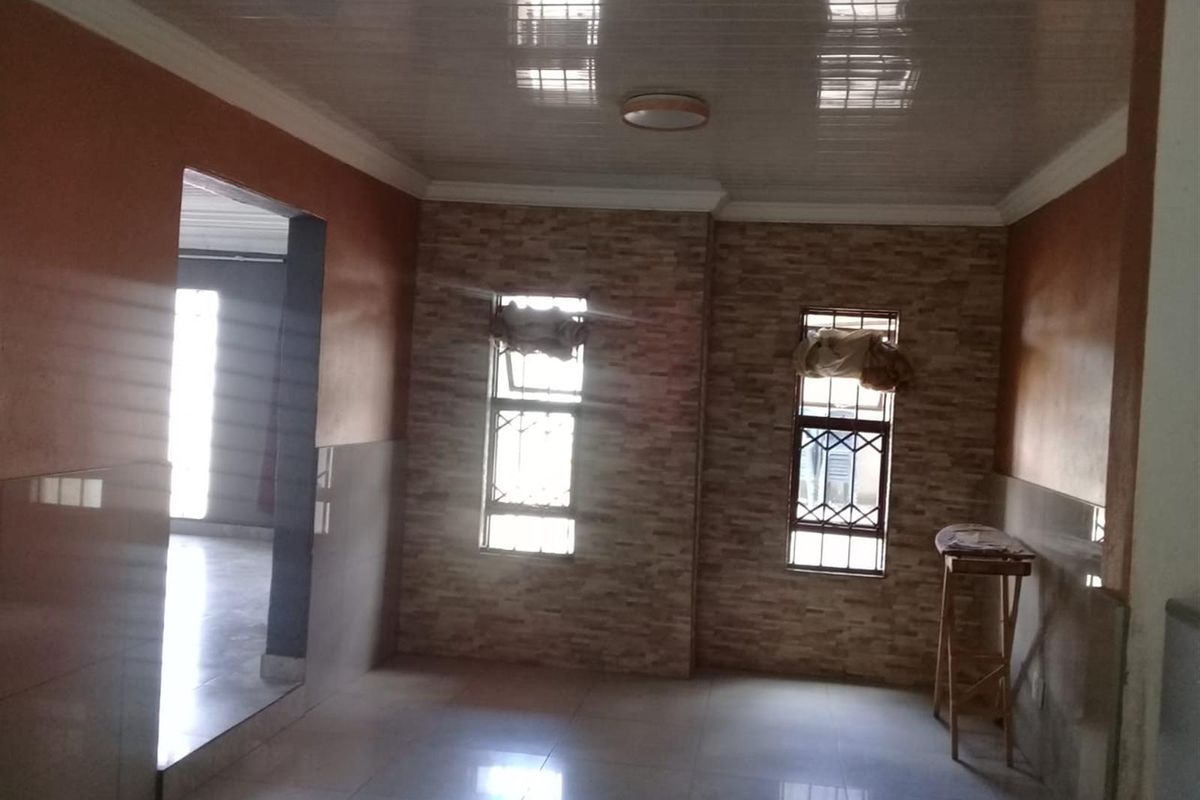 Three Bedroom House For Sale in Mankweng, Polokwane - Photo 3