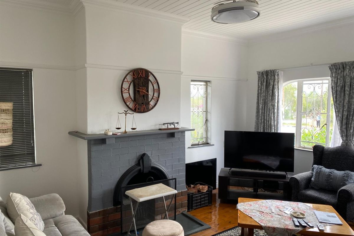 Corner Stand Opportunity with Swartberg Views in Prince Albert - Photo 5