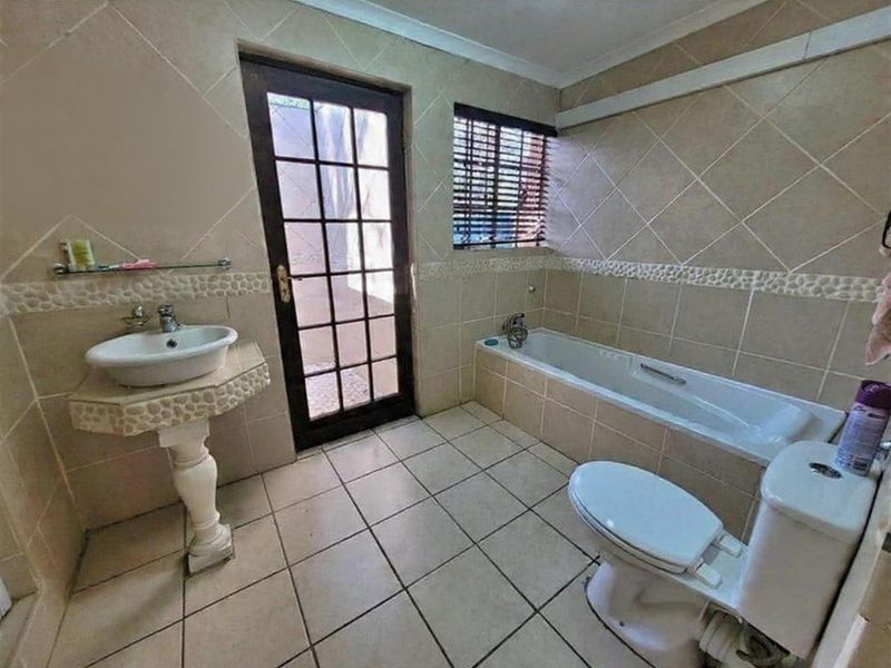 Guest house Commercial Property For Sale in Benoni - Photo 4