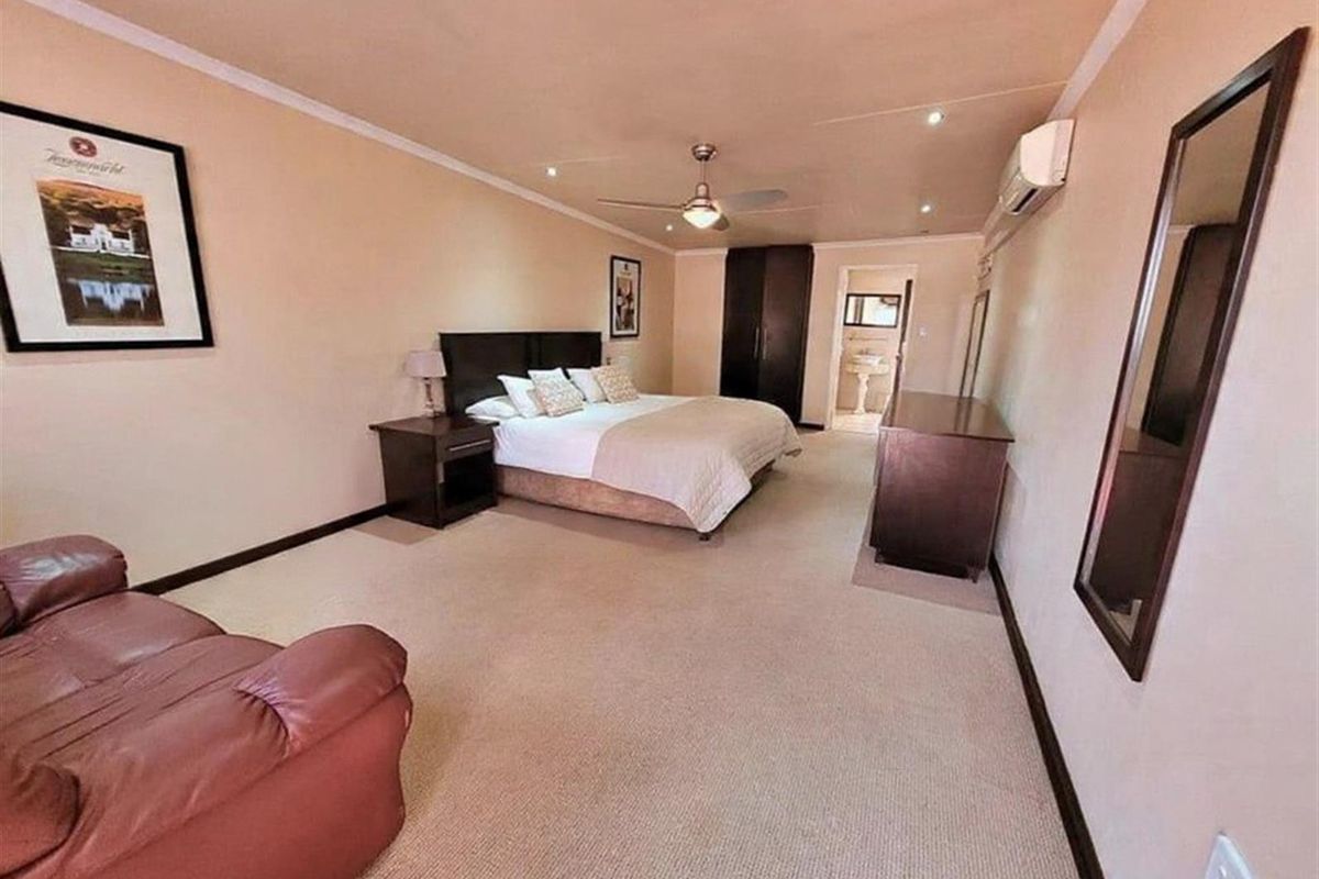 Guest house Commercial Property For Sale in Benoni - Photo 5