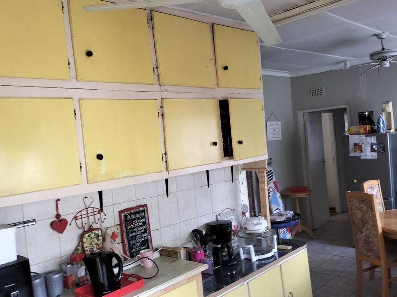 Fixer -Upper House For Sale in Welkom - Photo 4