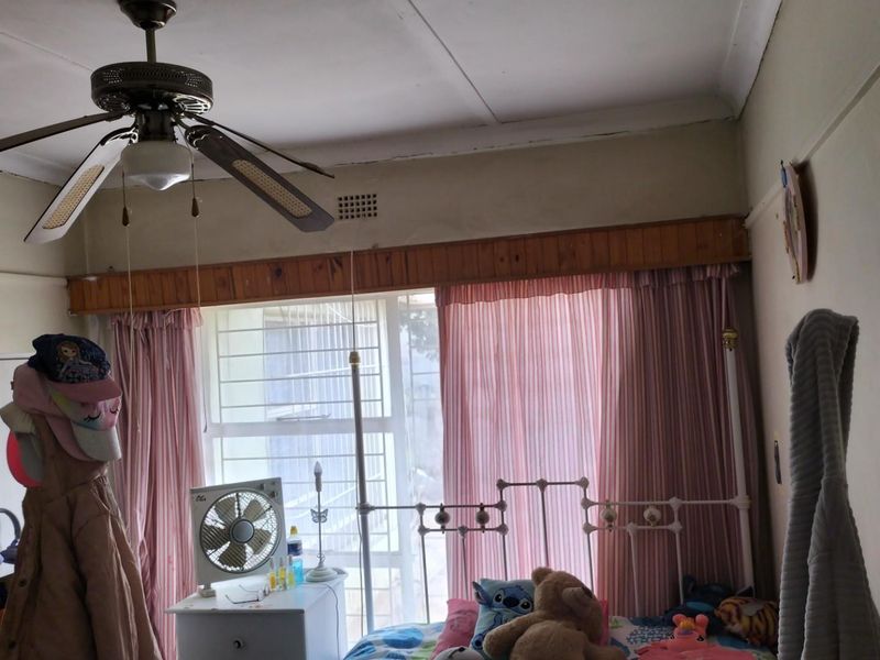 Fixer -Upper House For Sale in Welkom - Photo 5
