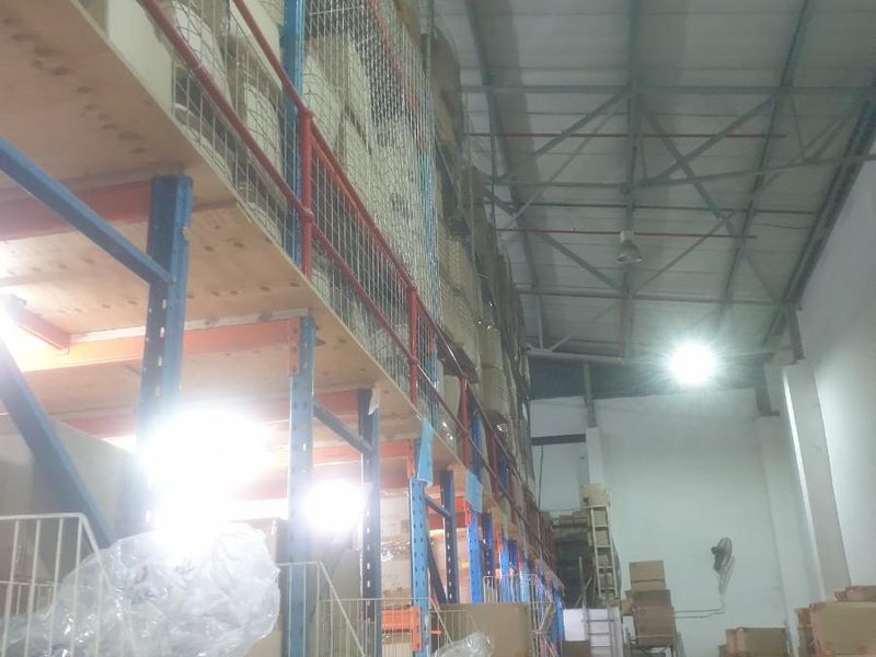 Warehouse to let in Riverhorse in secure park close to N2 - Photo 9