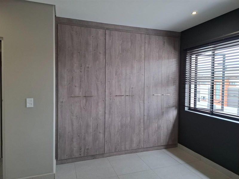 For Sale Luxury Double storey house Security complex - Photo 10