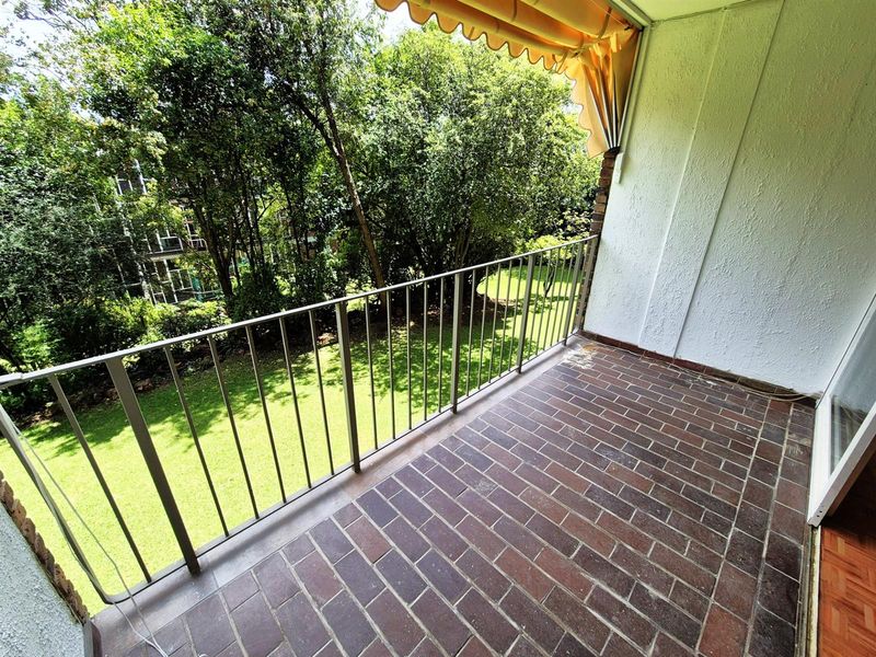 Apartment For Sale in Sunset Acres, Sandton - Photo 7