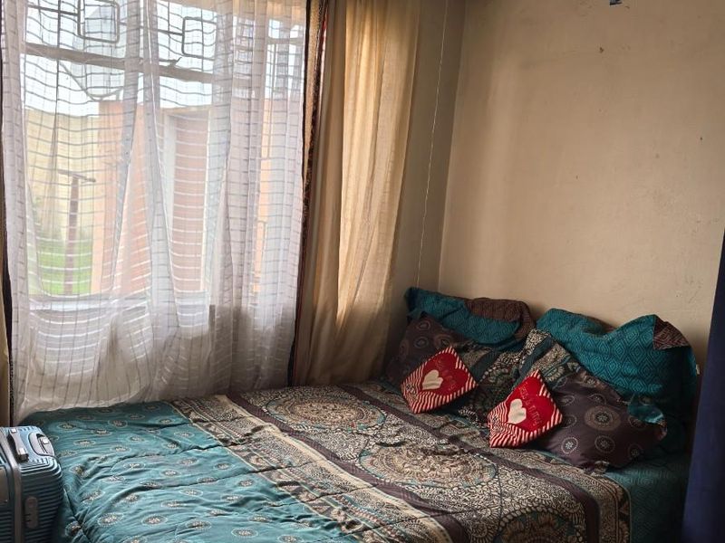 Two Bedroom House For Sale in Mhluzi, Middelburg - Photo 5