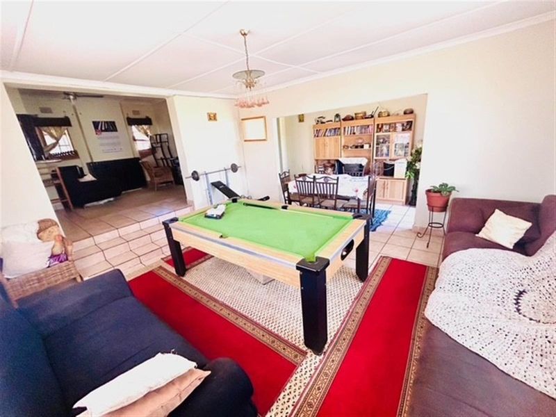 3 Bedroom House for Sale in South Hills - Photo 7