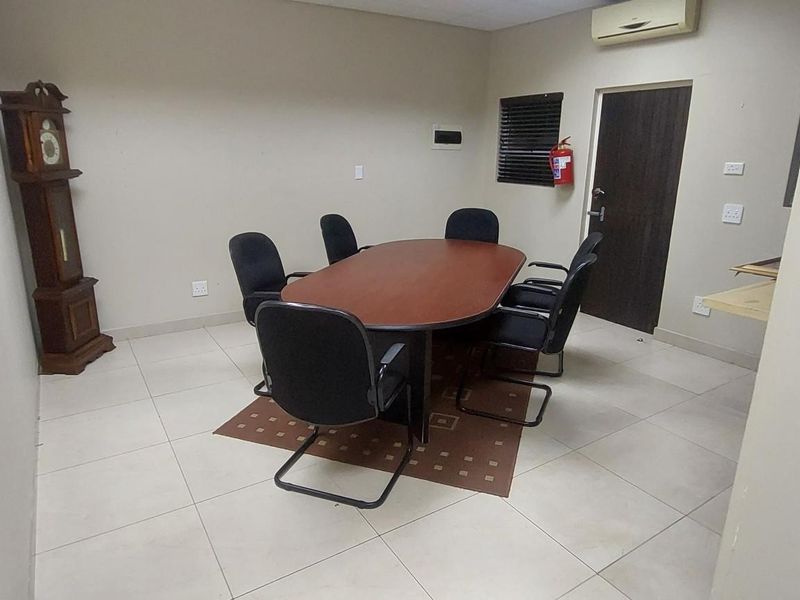 Central Southbroom Commercial Space with reliable power backup - Photo 6