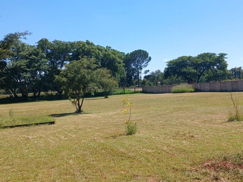 Spacious 3 Bedroom Family Home for Sale in Strydfontein Pretoria Gauteng - Photo 6