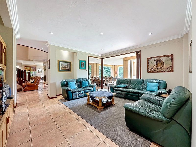 Upmarket Mooikloof Equestrian Family Home with Flat, Solar and Borehole - Photo 6