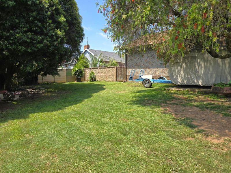 5 Bedroom 2 Bath in Edleen - Photo 2