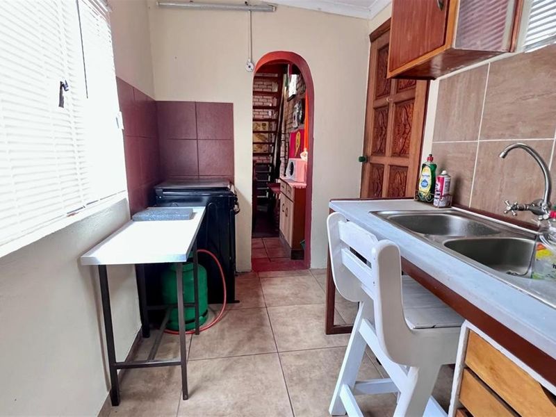 1 bedroom fully furnished loft cottage on a plot - Photo 7