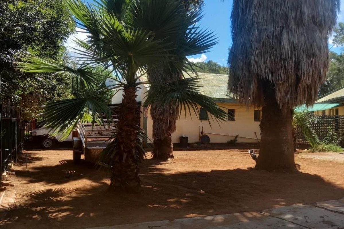 House For Sale in Hartswater - Photo 2