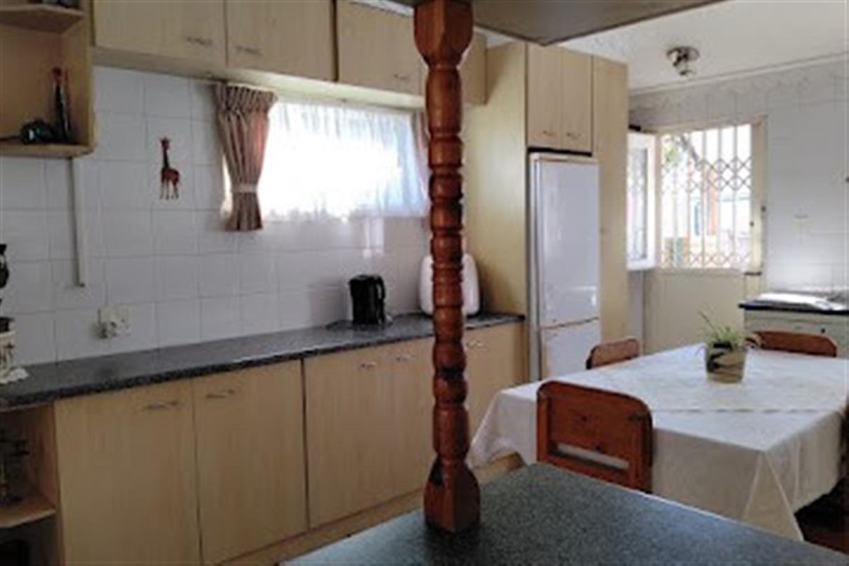 House For Sale In Croydon - Photo 4