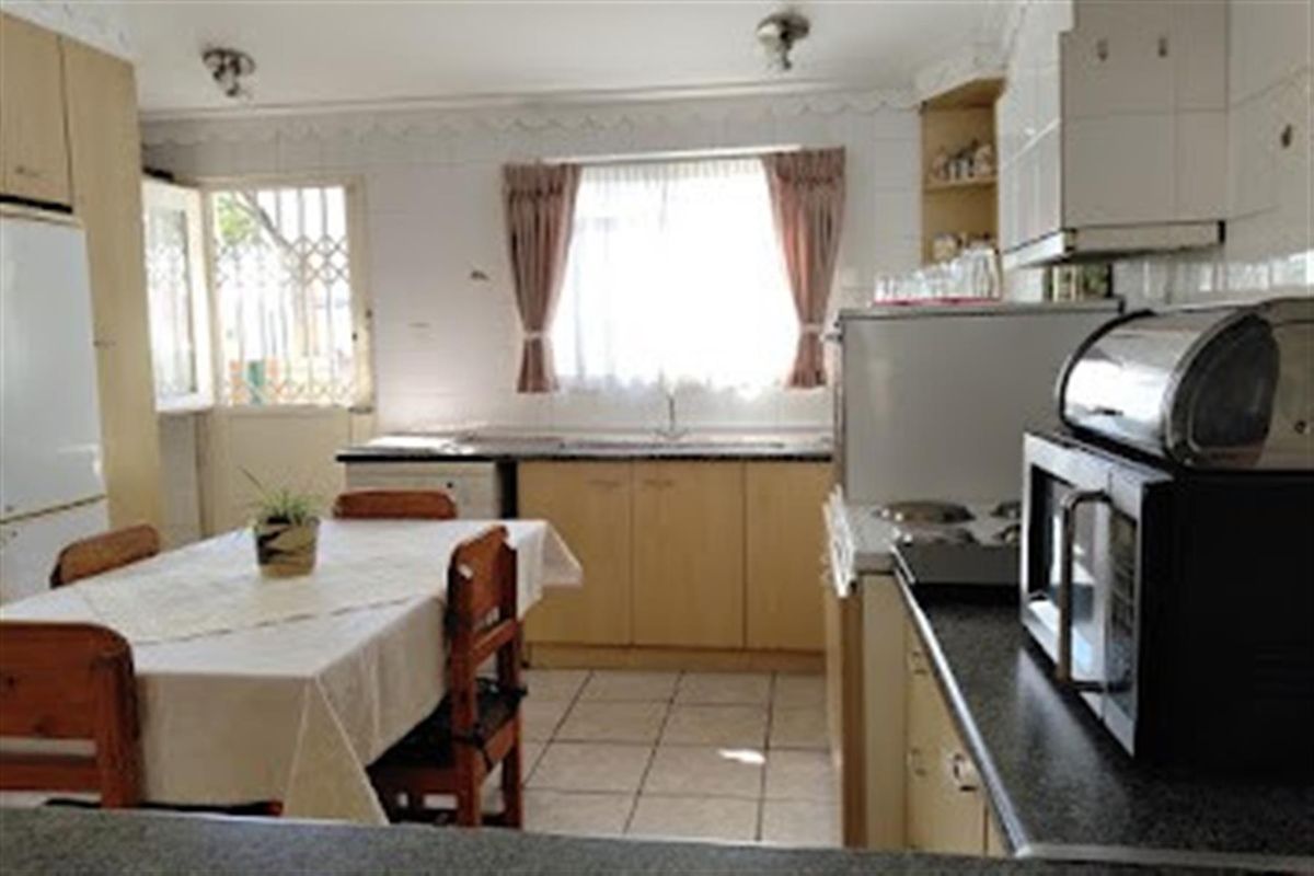 House For Sale In Croydon - Photo 5