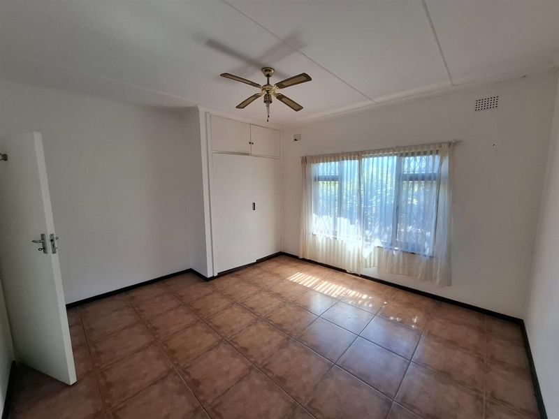 Townhouse To Rent in St Michaels On Sea - Photo 7