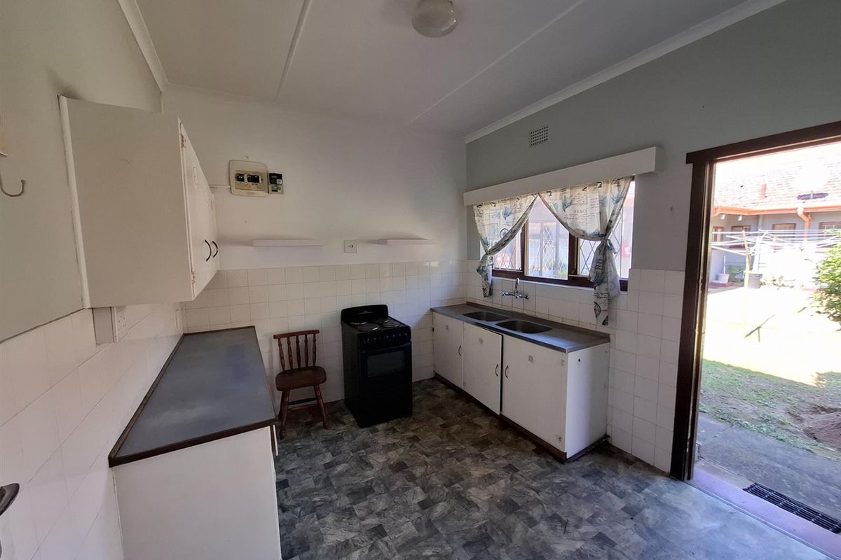 Townhouse To Rent in St Michaels On Sea - Photo 5