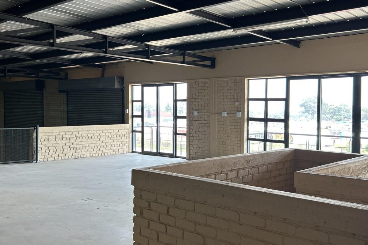 712sqm Warehouse To Let | 24 Hour Secure Park | Prime Pomona Location - Photo 4