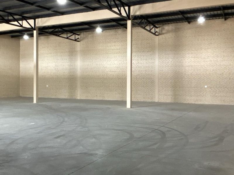 712sqm Warehouse To Let | 24 Hour Secure Park | Prime Pomona Location - Photo 7