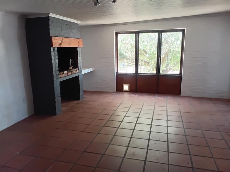 House with a view For Sale in Darling - Photo 10