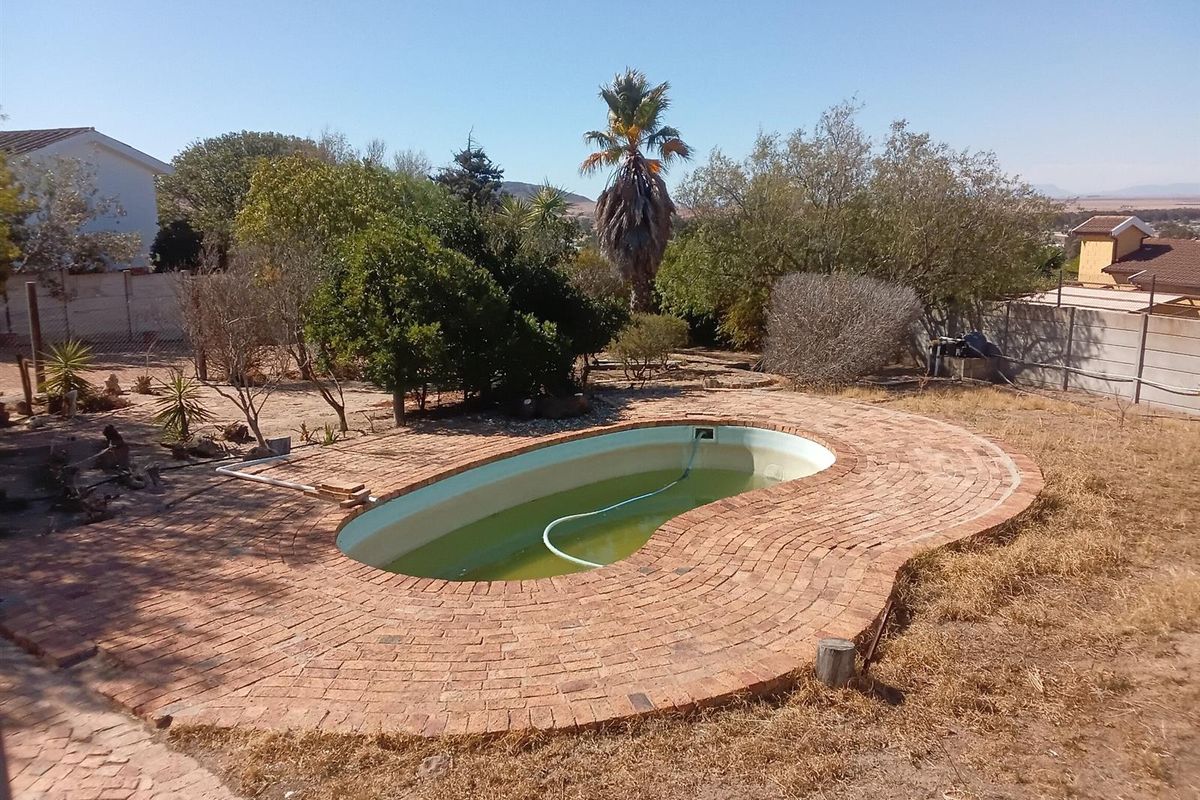 House with a view For Sale in Darling - Photo 2