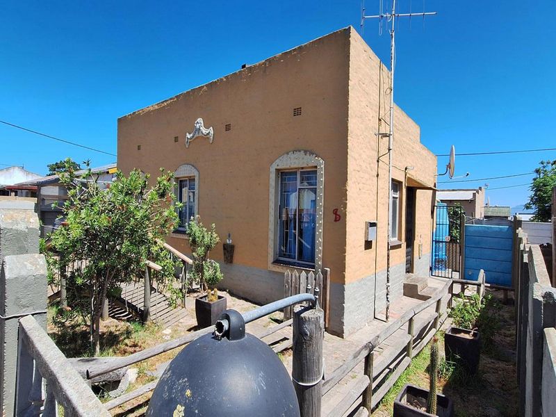 3 Bedroom Home in Albertinia - Investment Opportunity - Photo 4