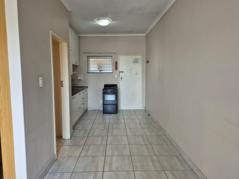 Retirement Apartment For Sale in Terenure, Kempton Park - Photo 2