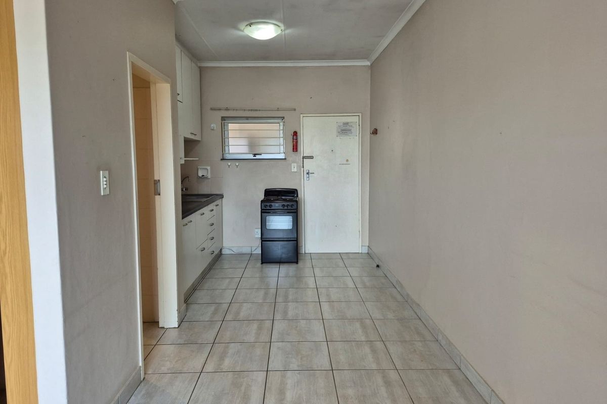 Retirement Apartment For Sale in Terenure, Kempton Park - Photo 2