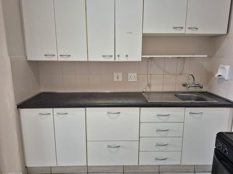Retirement Apartment For Sale in Terenure, Kempton Park - Photo 4