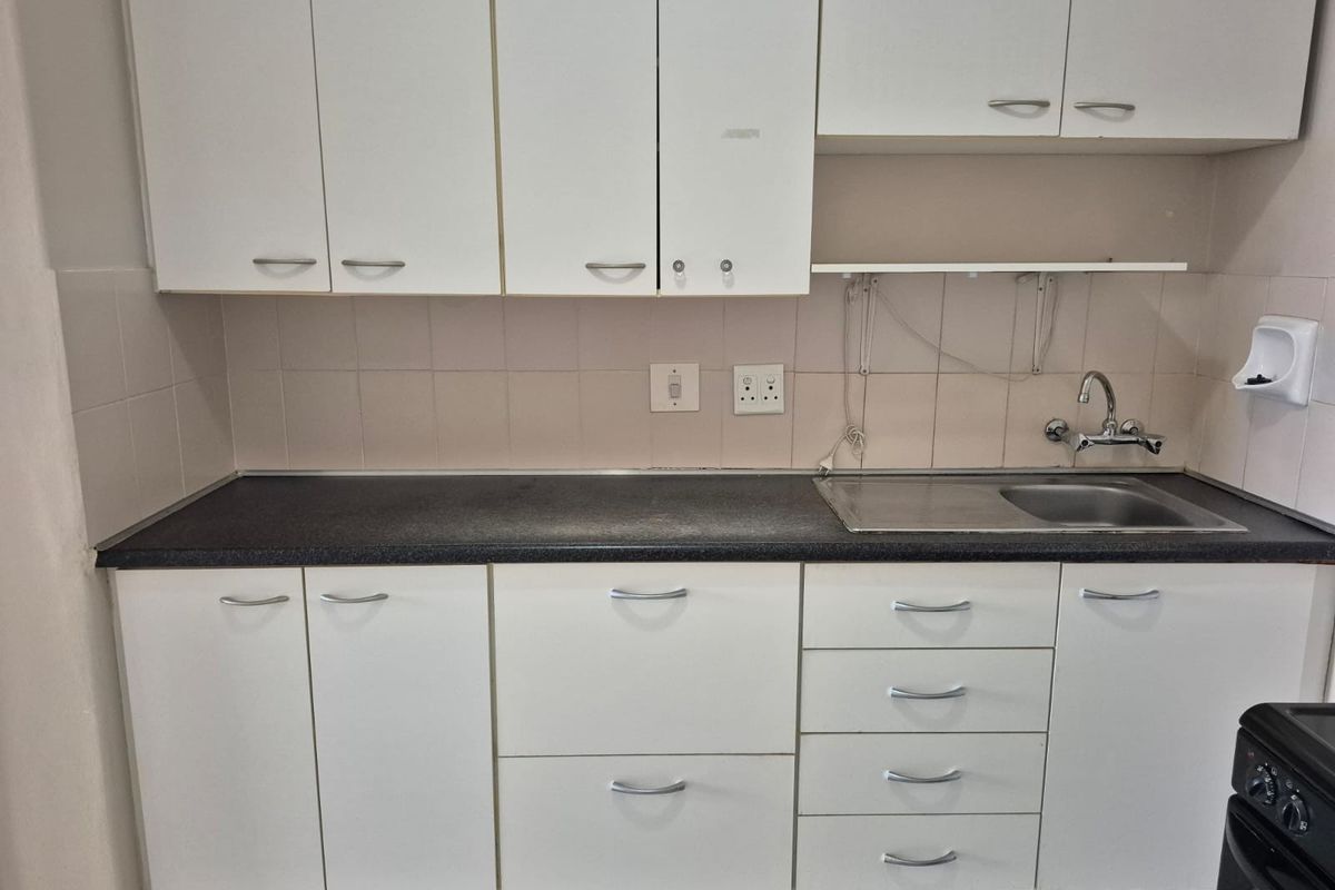 Retirement Apartment For Sale in Terenure, Kempton Park - Photo 4