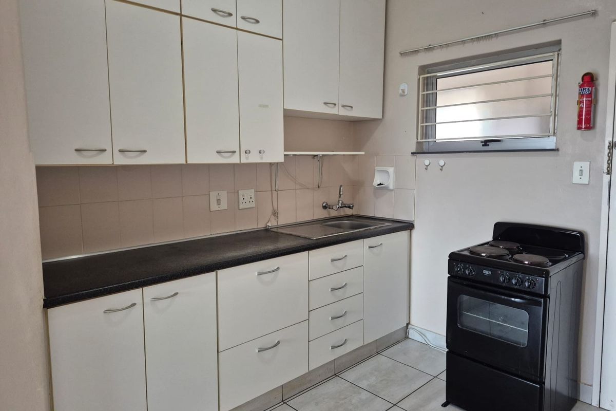 Retirement Apartment For Sale in Terenure, Kempton Park - Photo 3