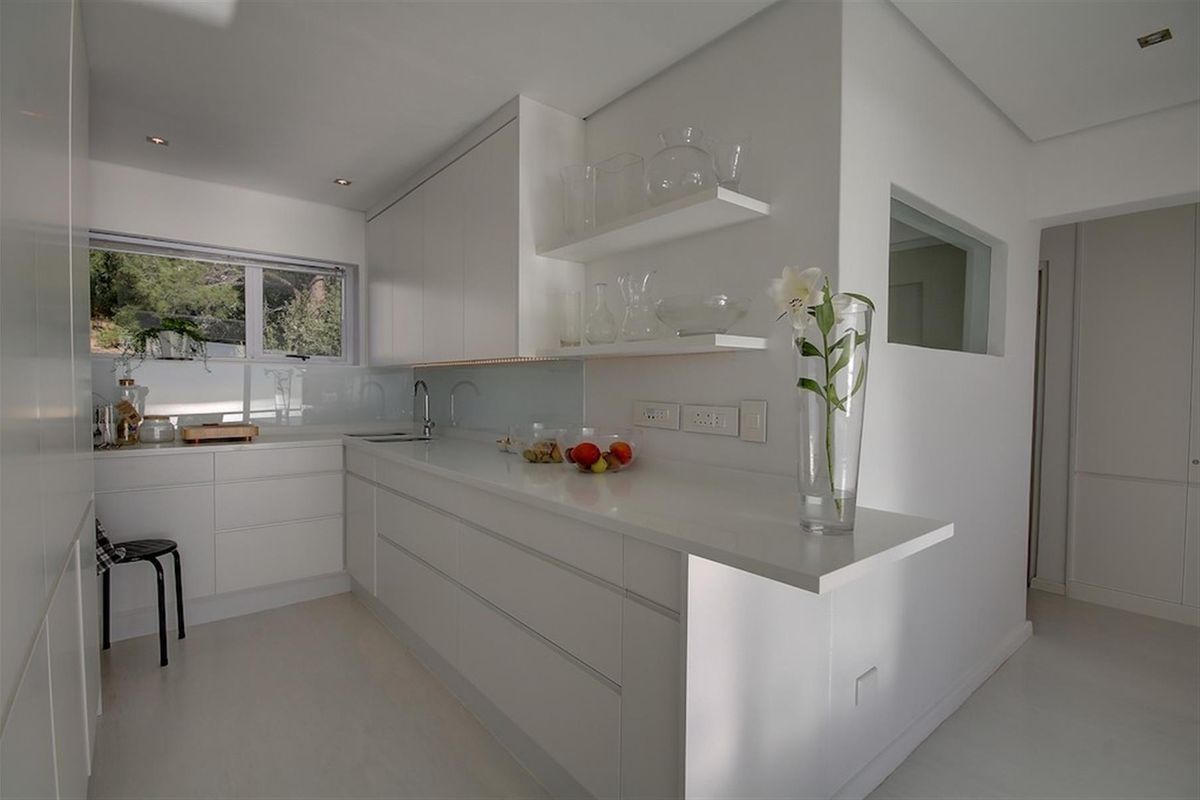 2 Bedroom Apartment - Photo 5