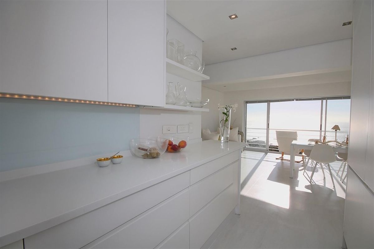 2 Bedroom Apartment - Photo 4