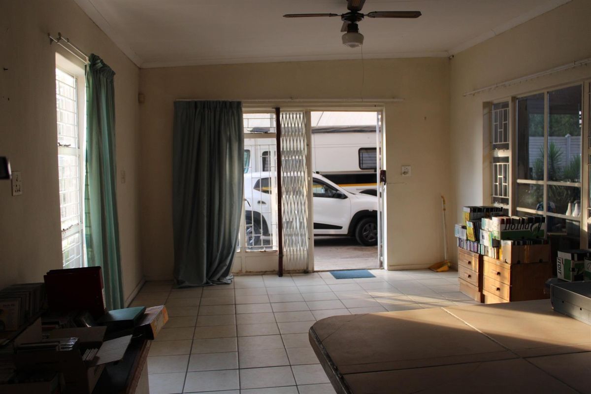 House For Sale in CE 3, Vanderbijlpark CE - Photo 4