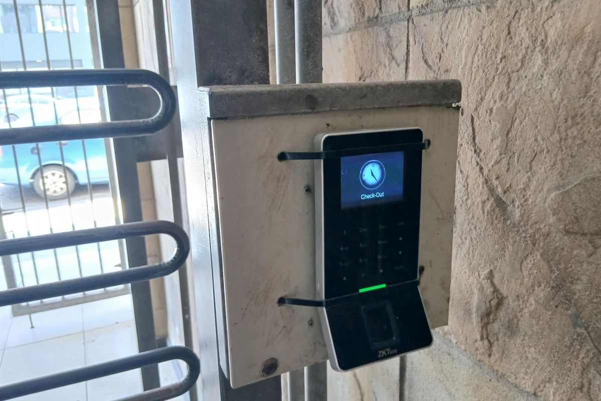 Apartment For Sale in Durban Central, KwaZulu Natal - Photo 4