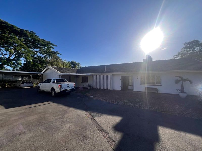 3 Bedroom House To Rent in Berea West, Durban, KwaZulu Natal - Photo 3