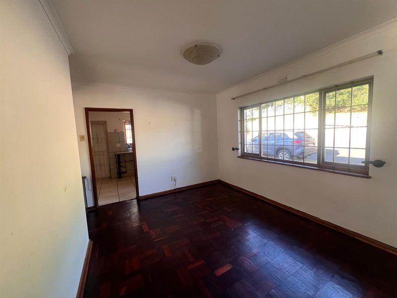 3 Bedroom House To Rent in Berea West, Durban, KwaZulu Natal - Photo 9
