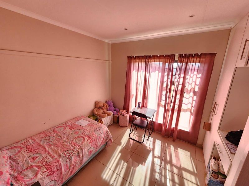 Modern Elegance in Crawford Estate: The Perfect Place to Start - Photo 9