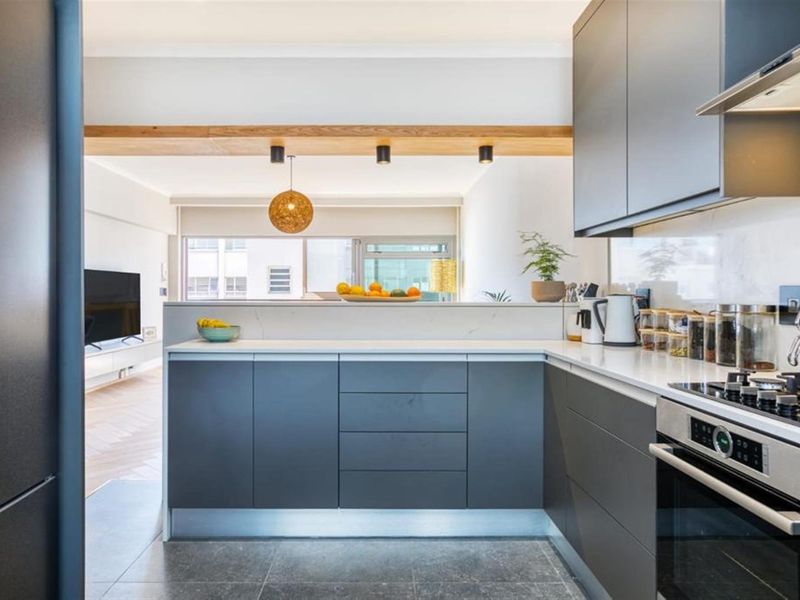 Exceptional Apartment with Ocean Views - Photo 10