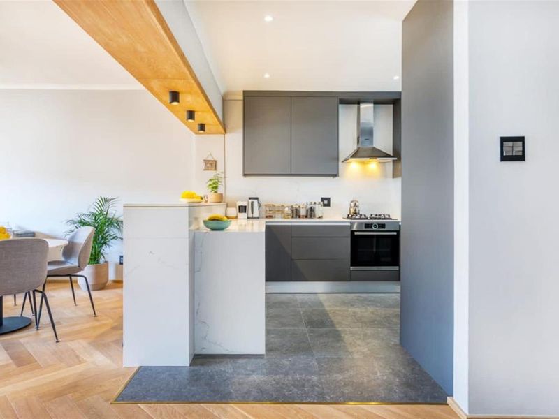 Exceptional Apartment with Ocean Views - Photo 8