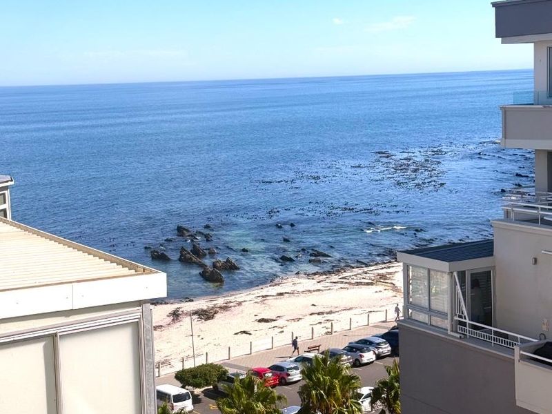 Exceptional Apartment with Ocean Views - Photo 2