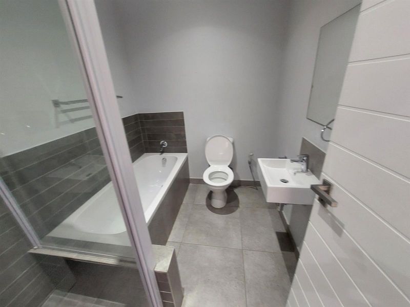 2 bed 1 bath Apartment To Rent in Hayfields, Pietermaritzburg, KwaZulu Natal - Photo 9