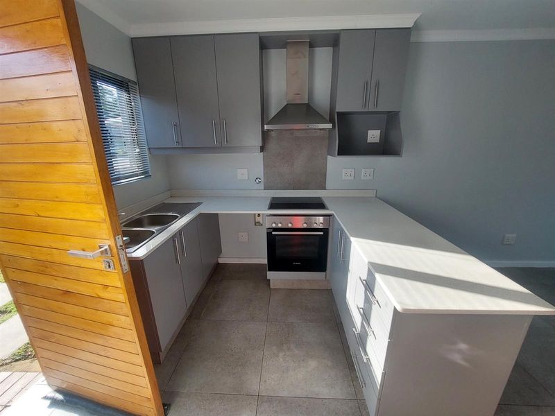2 bed 1 bath Apartment To Rent in Hayfields, Pietermaritzburg, KwaZulu Natal - Photo 5