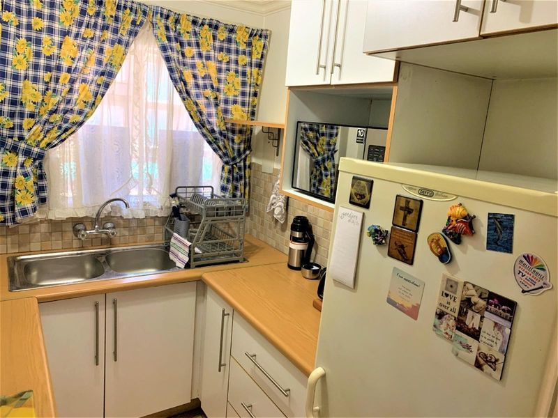 INVESTMENT UNIT - GOOD RETURN - WITH TENANT - Photo 2