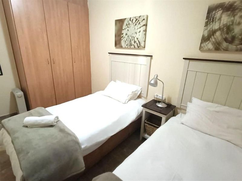 Apartment To Rent in Table View, Blouberg - Photo 8