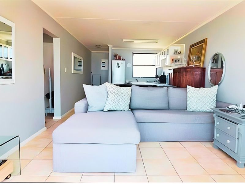 Apartment For Sale in Gonubie, East London - Photo 2