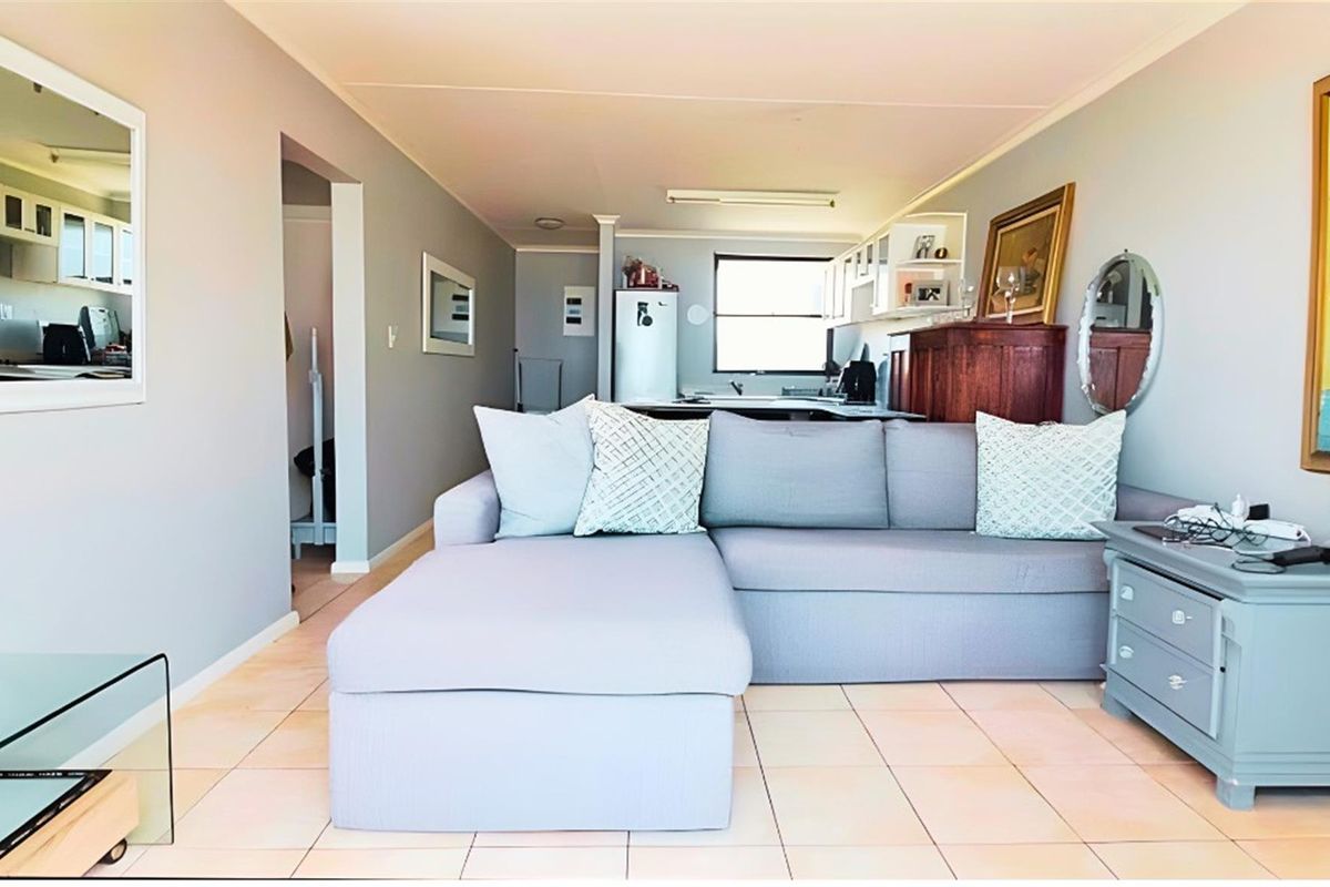 Apartment For Sale in Gonubie, East London - Photo 2