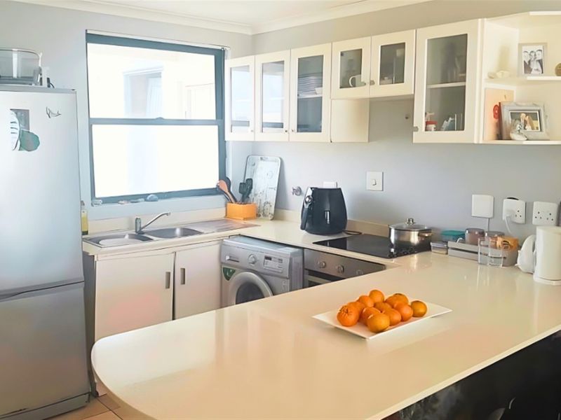 Apartment For Sale in Gonubie, East London - Photo 4