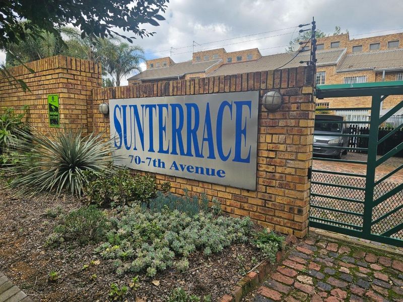Duplex For Sale in Edendale - Photo 3