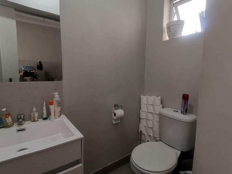 Bachelor Apartment For Sale at La Vie Estate Paarl - Photo 7